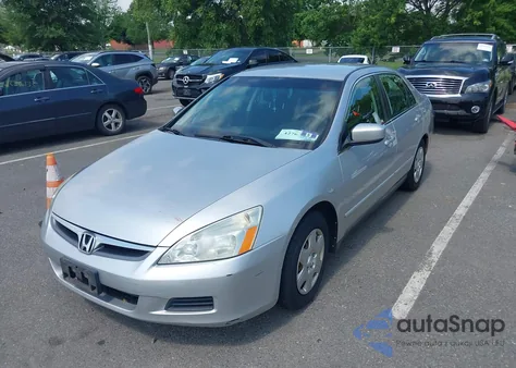 2006 Honda Accord 2.4 Lx из США, поврежденный, VIN 1HGCM56476A137093